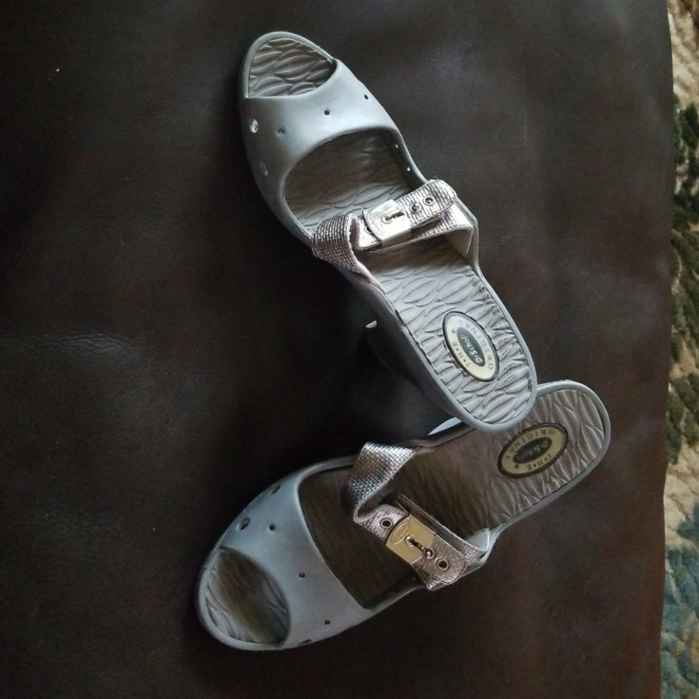 Feel Crazy Good Dr. Scholls sandles